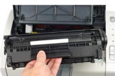 Co to znamená, když kontrolky na tiskárně Canon blikají?