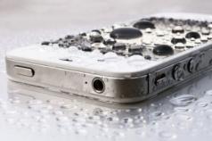 IPhone पर होम बटन अटक गया है (अच्छी तरह से काम नहीं कर रहा है): इसे स्वयं कैसे ठीक करें